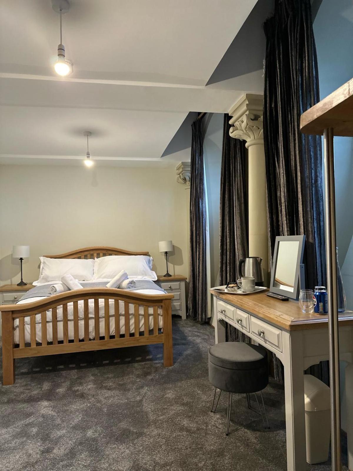 St Nicholas Boutique Hotel ชรูว์สเบอรี ภายนอก รูปภาพ