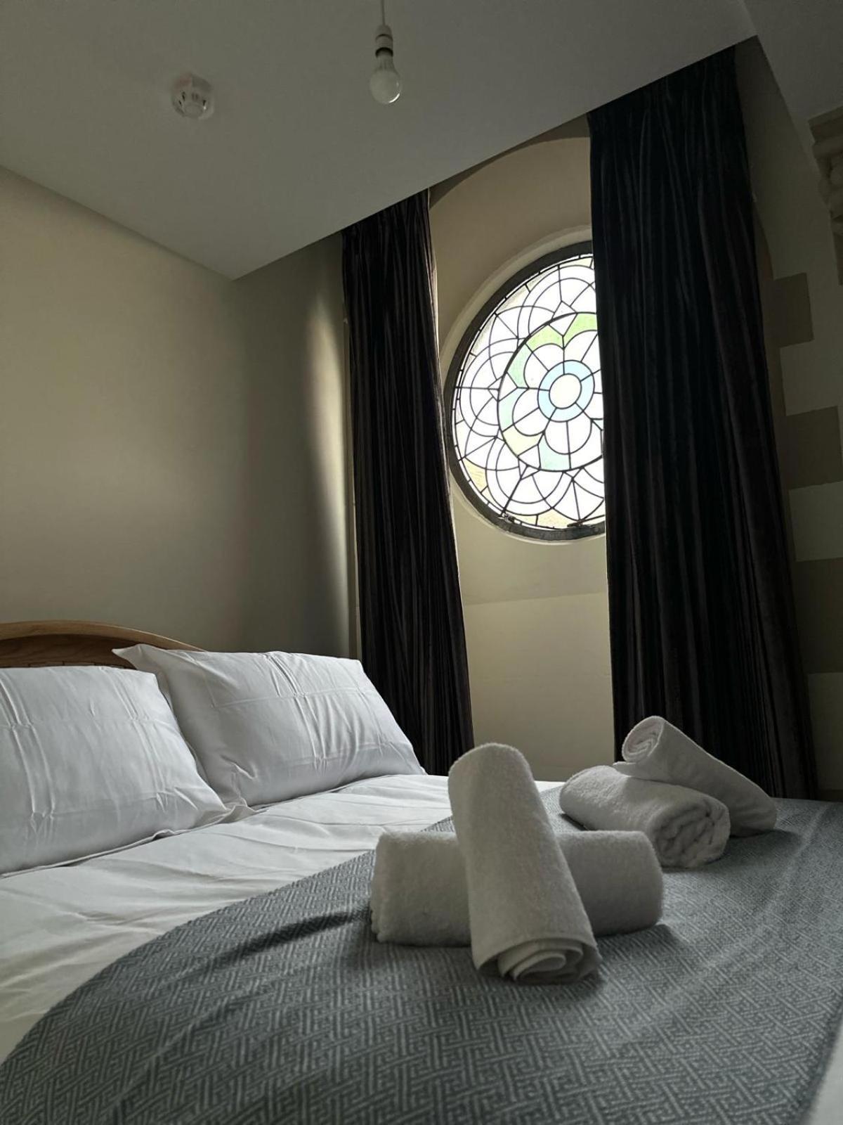 St Nicholas Boutique Hotel ชรูว์สเบอรี ภายนอก รูปภาพ