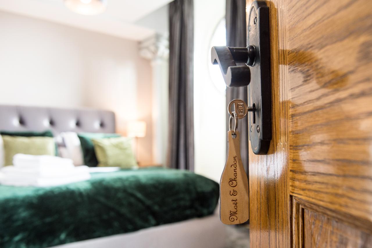 St Nicholas Boutique Hotel ชรูว์สเบอรี ภายนอก รูปภาพ