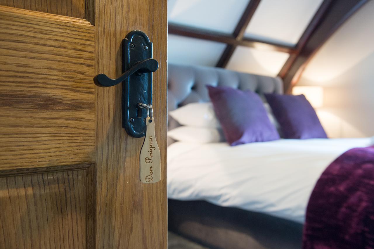 St Nicholas Boutique Hotel ชรูว์สเบอรี ภายนอก รูปภาพ