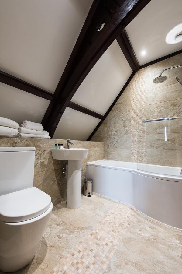 St Nicholas Boutique Hotel ชรูว์สเบอรี ภายนอก รูปภาพ