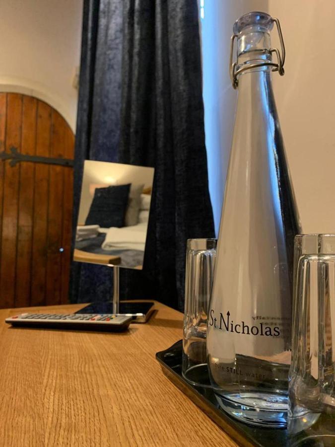 St Nicholas Boutique Hotel ชรูว์สเบอรี ภายนอก รูปภาพ